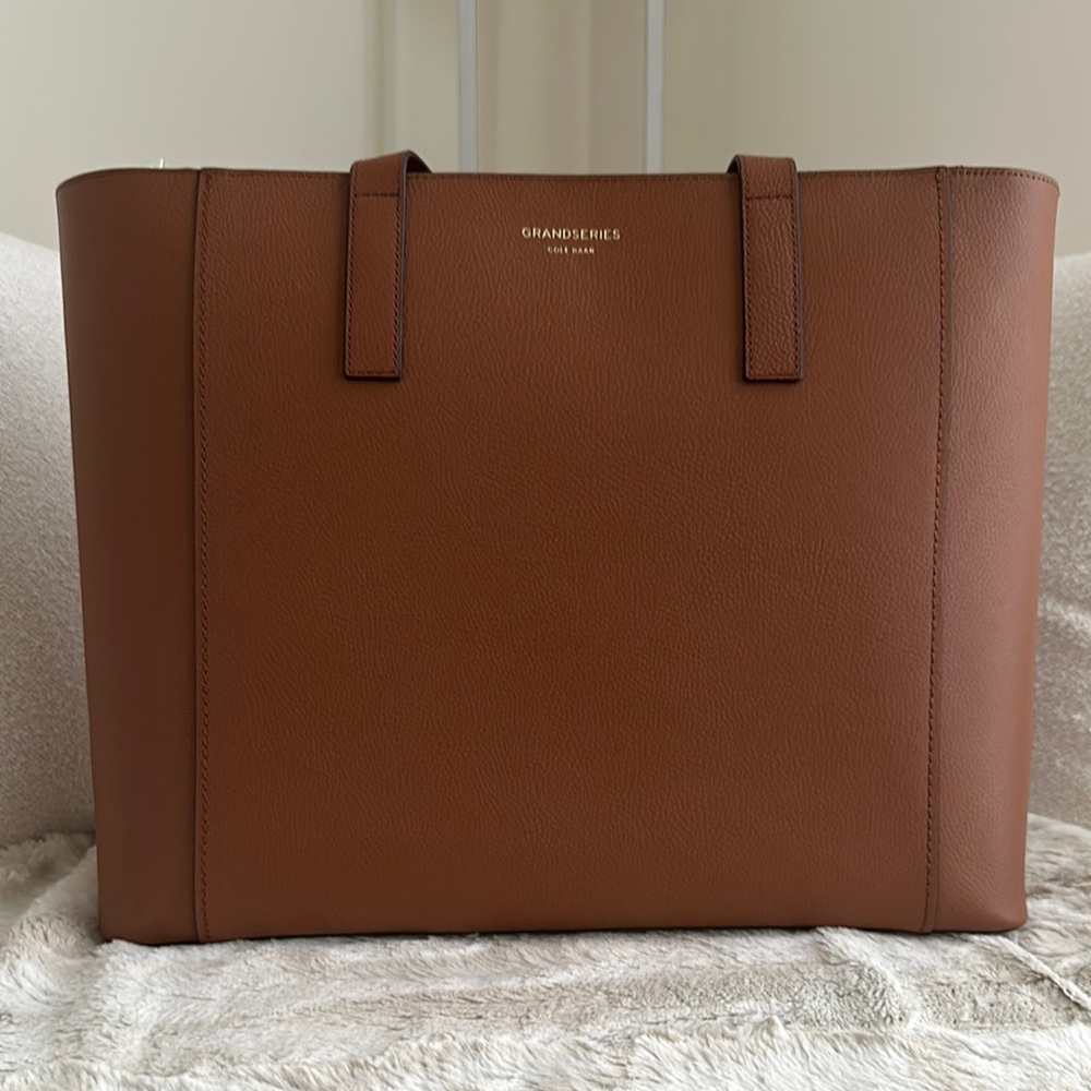 SOLD:://Cole Haan Tote